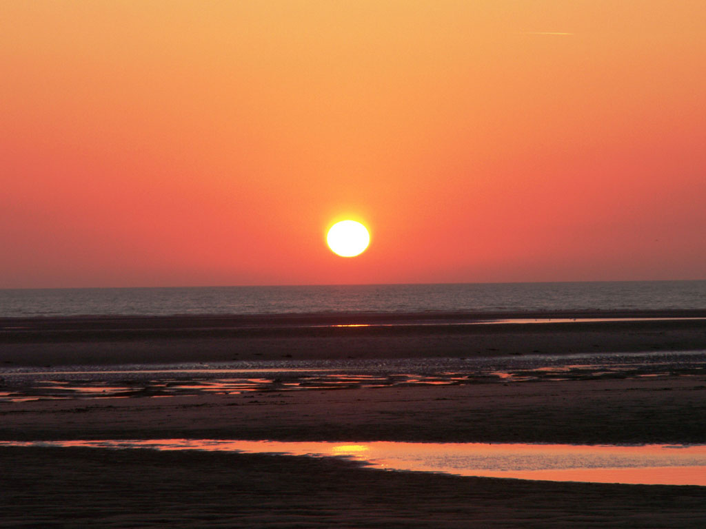 Wallpapers Nature Sunsets and sunrises coucher de soleil sur la plage de berck