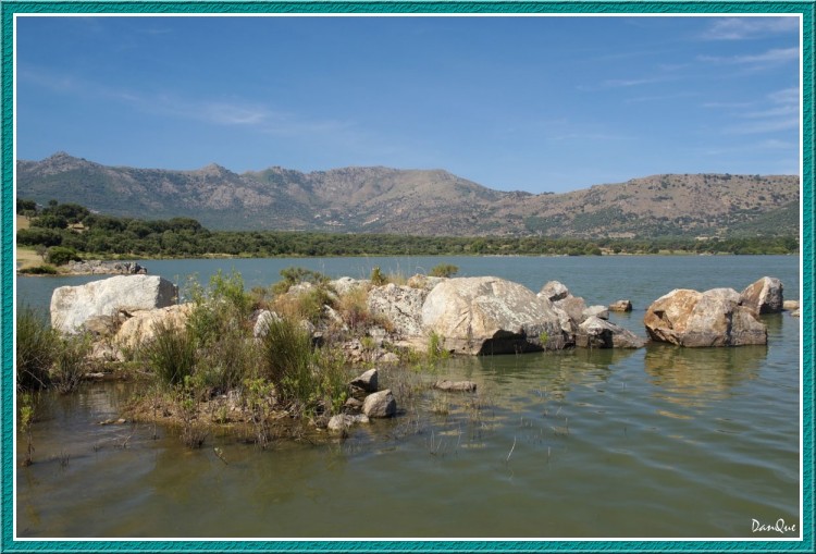 Fonds d'cran Nature Lacs - Etangs L'Ile de beaut