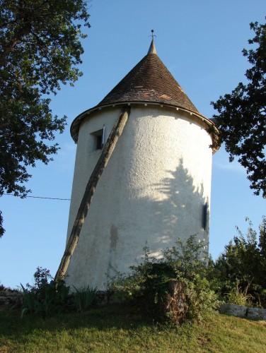 Fonds d'cran Constructions et architecture Moulins - Eoliennes Moulin de l'Entre-deux-mers