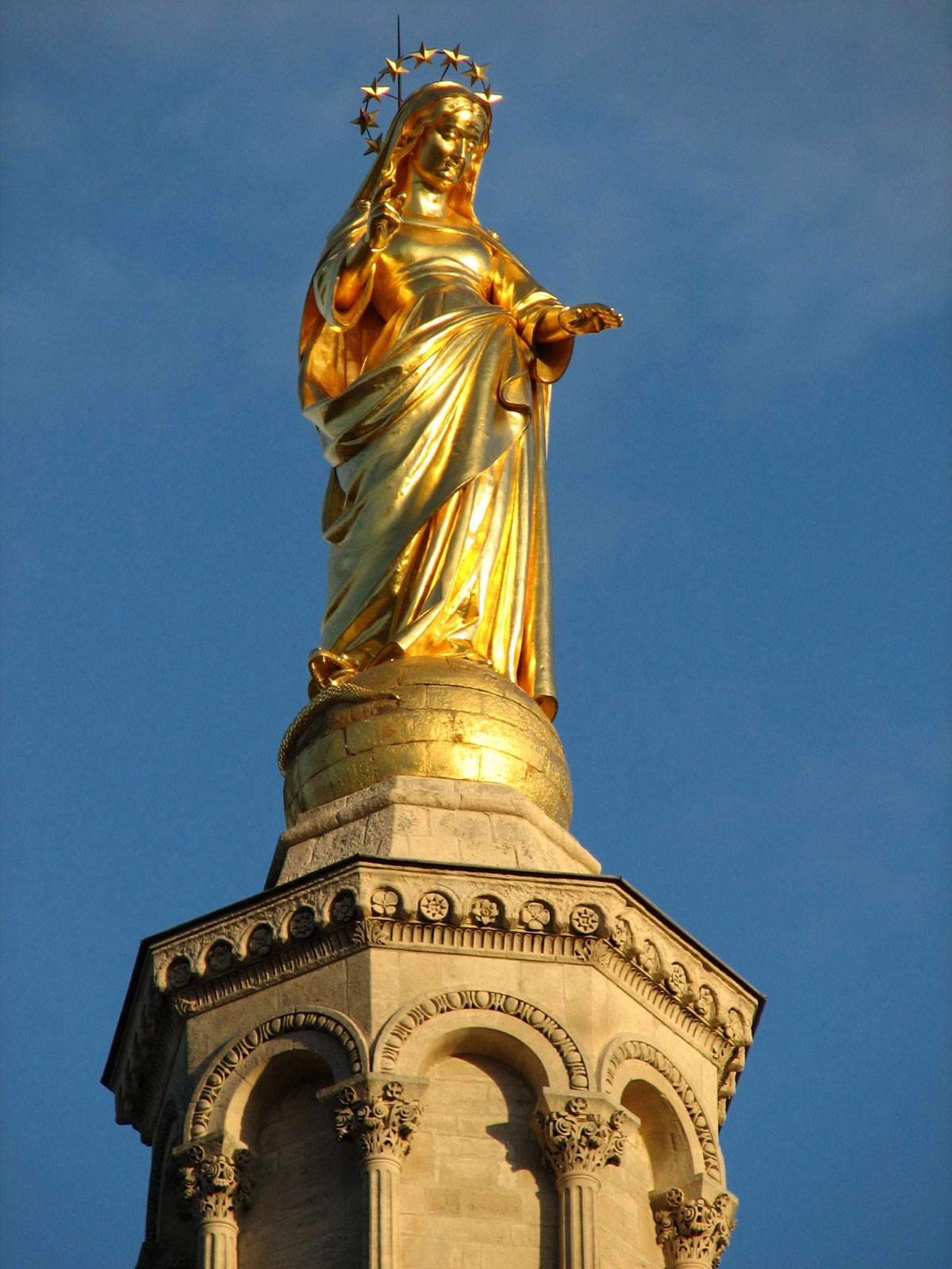 Fonds d'cran Constructions et architecture Statues - Monuments Le Palais des Pape