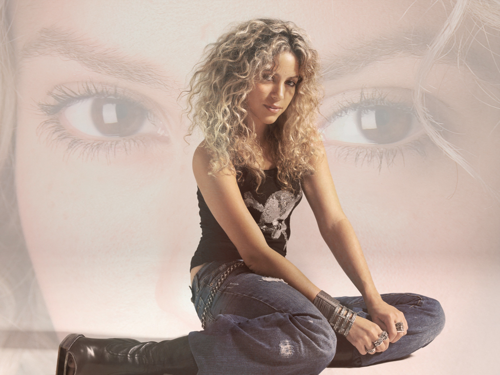 Wallpapers Music Shakira La Belle Colombienne