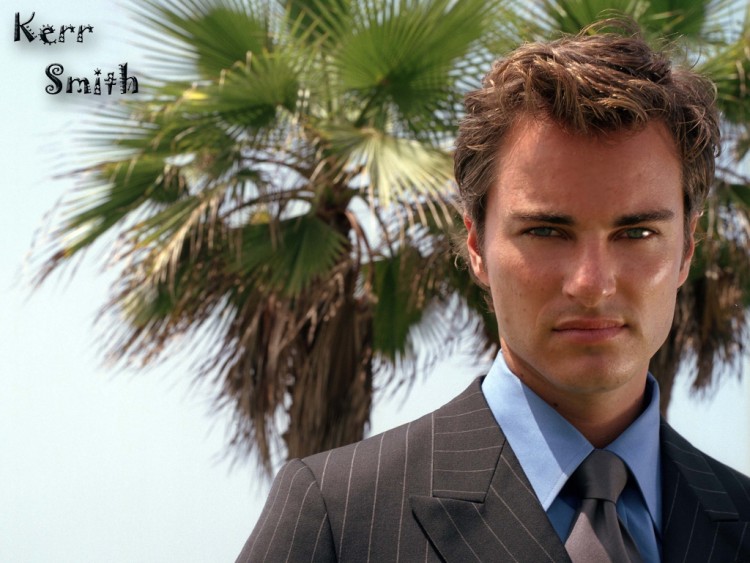 Fonds d'cran Clbrits Homme Kerr Smith Kerr a la playa