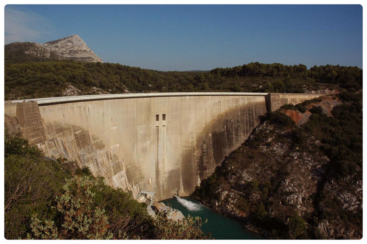 Fonds d'cran Voyages : Europe France > Provence-Alpes-Cte d'Azur Barrage de Bimont, Aix en provence