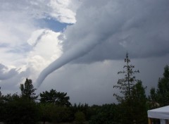 Fonds d'cran Nature Tornade dans le Var