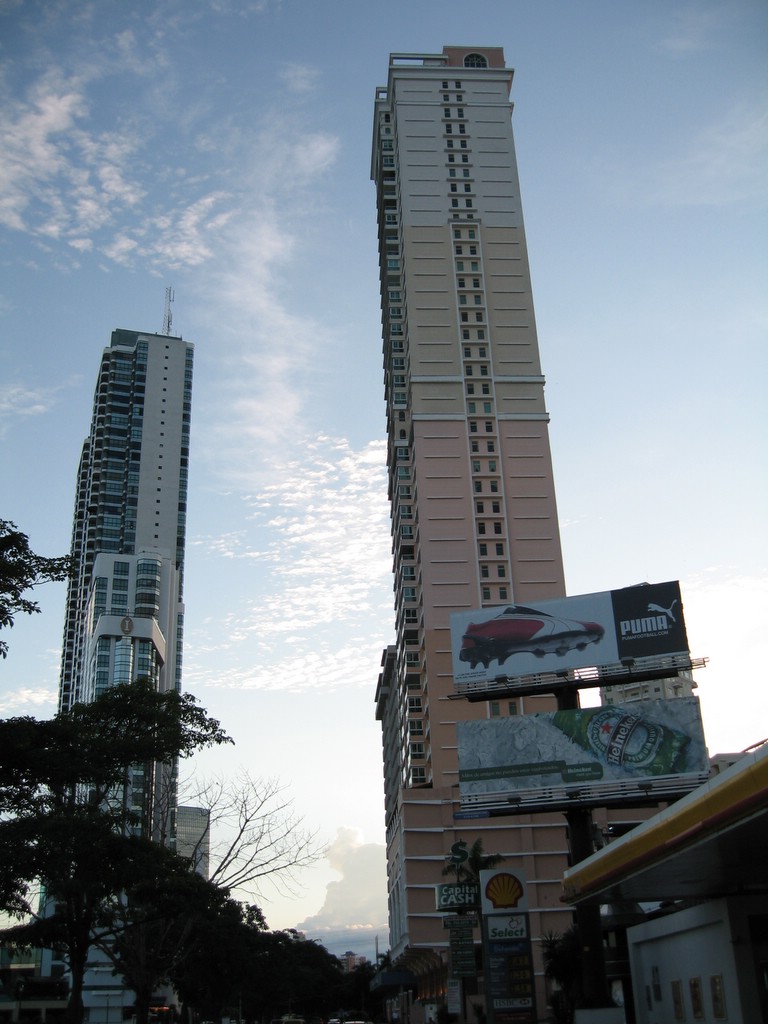 Wallpapers Trips : North America Panama Panama City, Calle Balboa