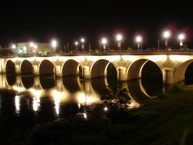 Wallpapers Constructions and architecture Bridges - Aqueduct Pont clair la nuit