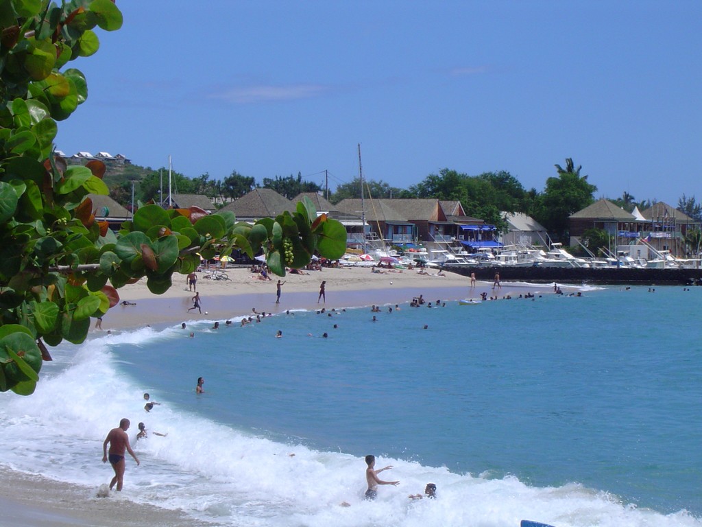 Fonds d'cran Voyages : Afrique La Runion PLAGE DES ROCHES NOIRES