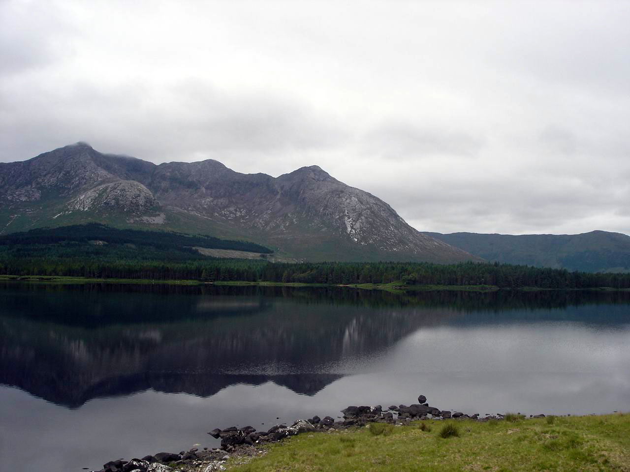 Fonds d'cran Nature Montagnes connemara - irlande