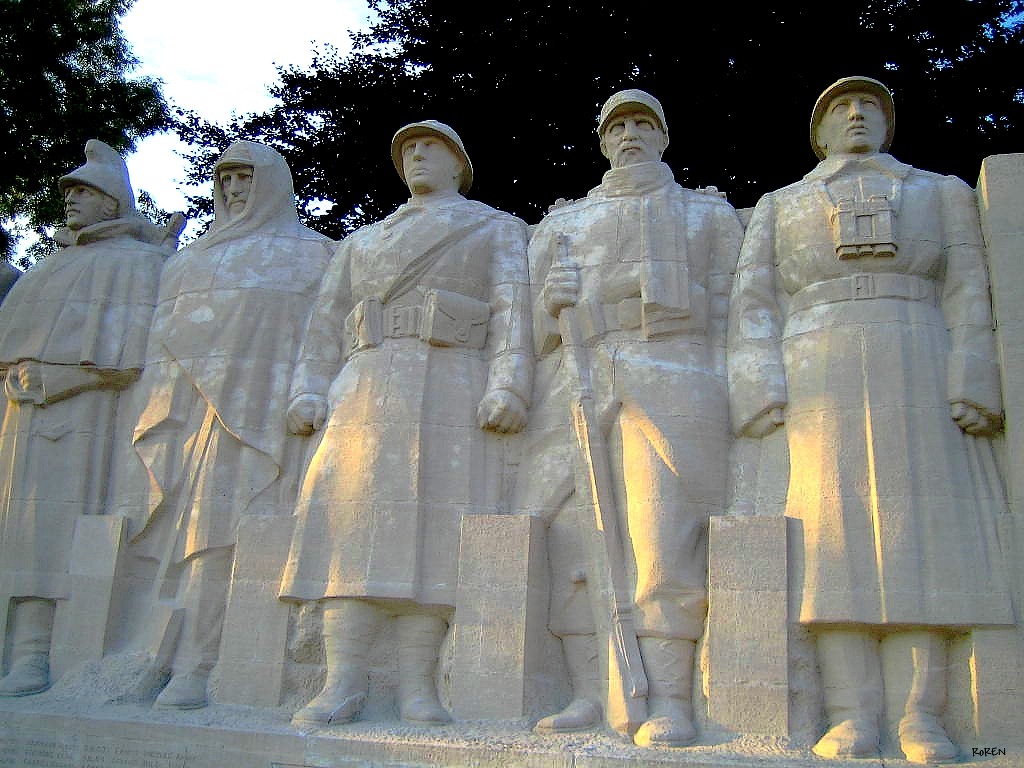 Fonds d'cran Constructions et architecture Statues - Monuments AUX SOLDATS MORT POUR LA FRANCE (VERDUN)