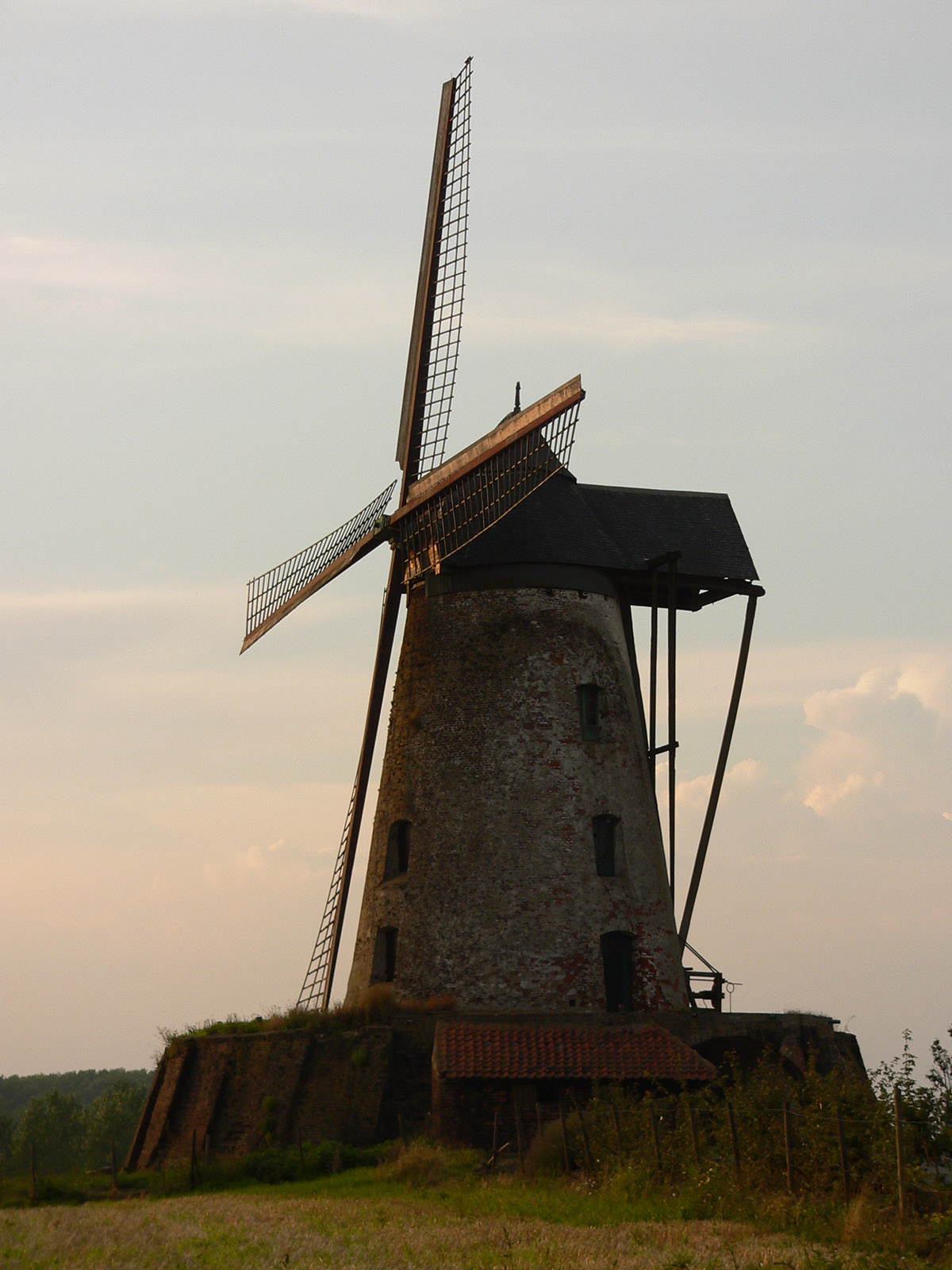 Fonds d'cran Constructions et architecture Moulins - Eoliennes 