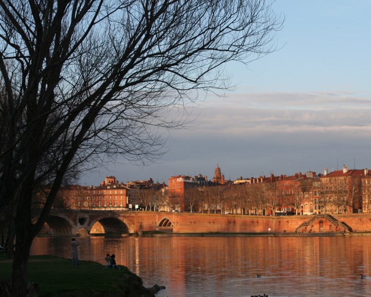 Fonds d'cran Voyages : Europe France > Midi-Pyrnes Toulouse - Les berges de la Garonne