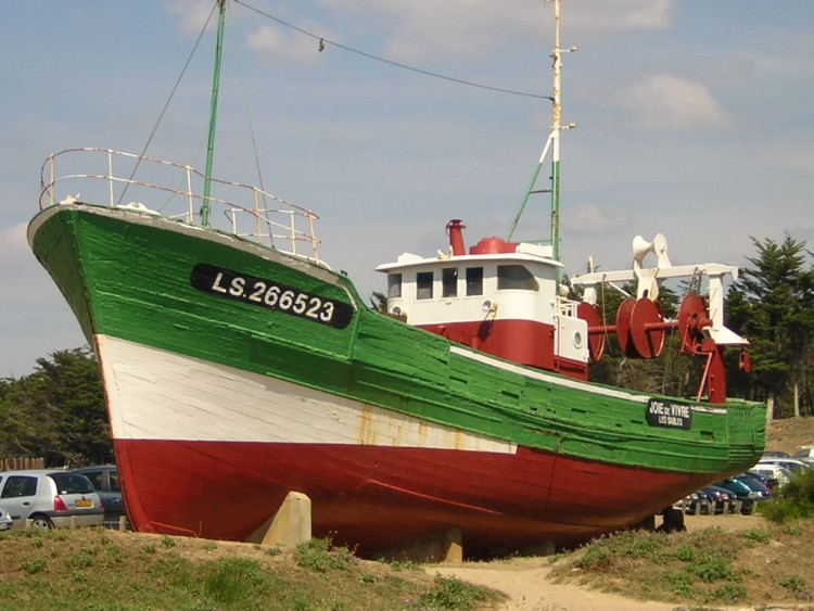 Fonds d'cran Bateaux Bateaux de pche les Sables d'Olonne