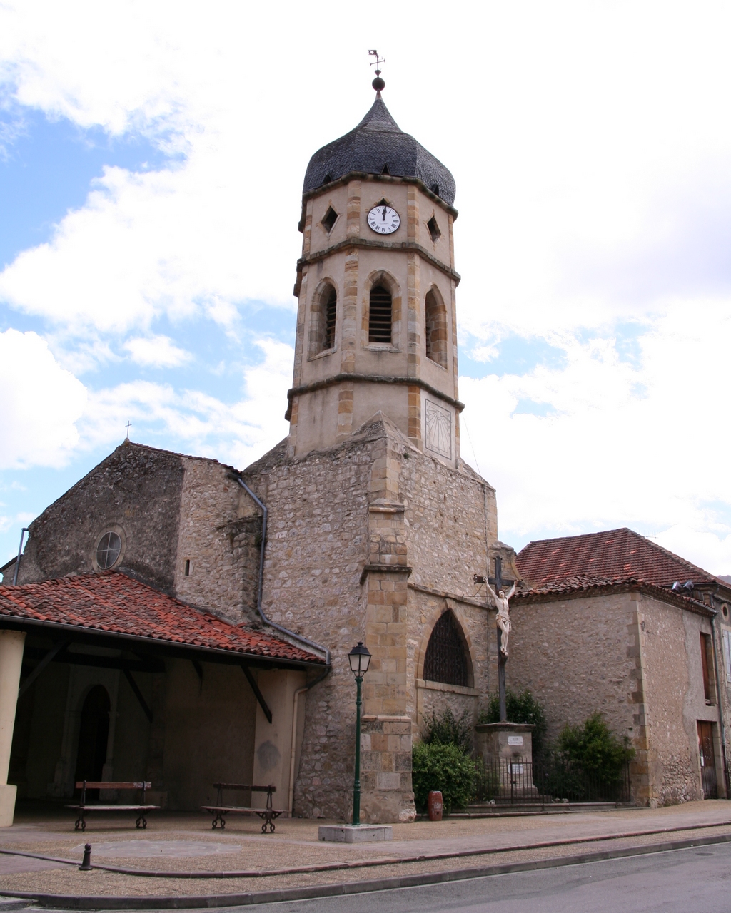 Wallpapers Constructions and architecture Religious Buildings Le Mas d'azil - L'glise