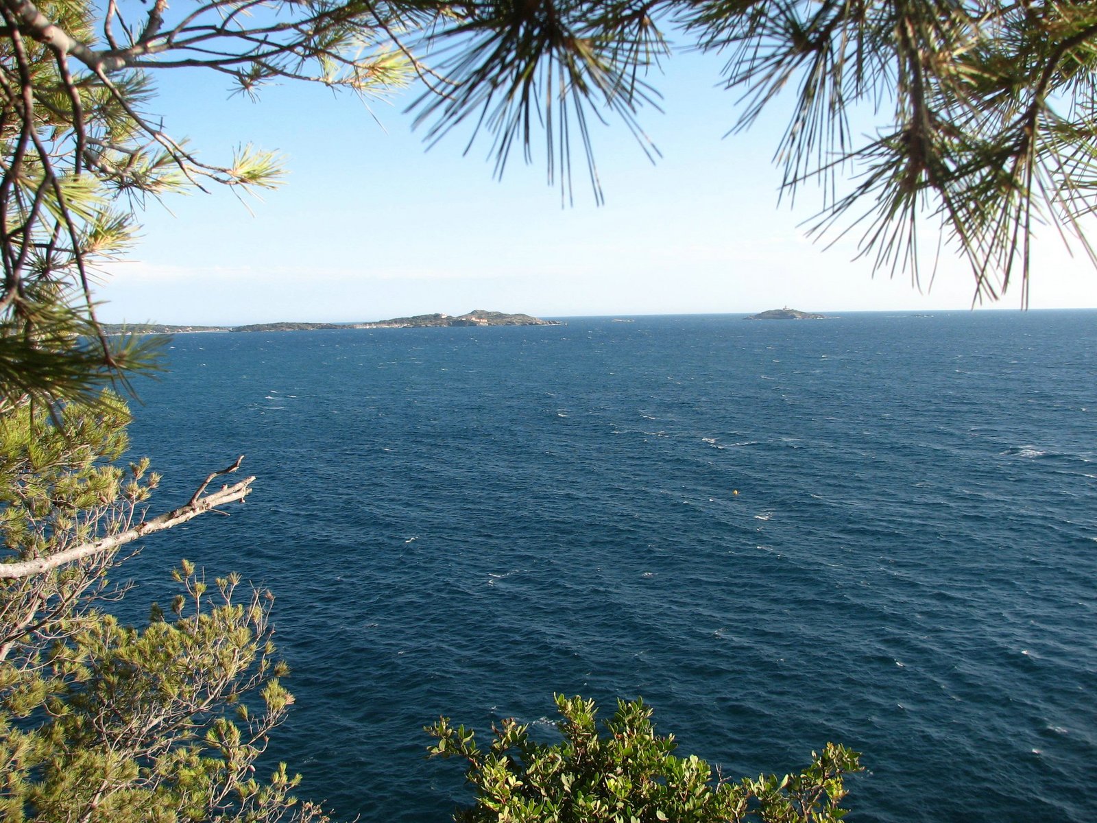 Fonds d'cran Nature Mers - Ocans - Plages Mer entre nature