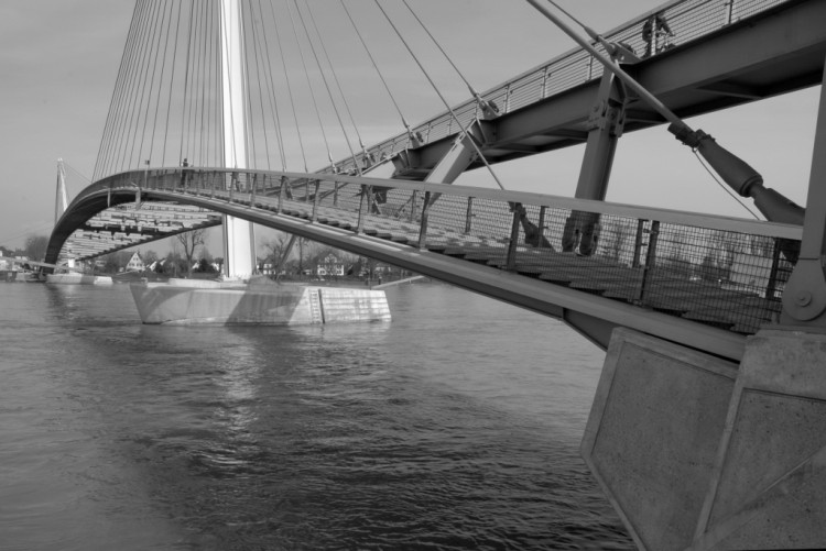 Fonds d'cran Constructions et architecture Ponts - Aqueducs Passerelle Mimram