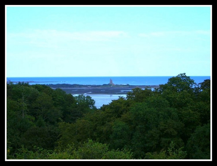 Wallpapers Trips : Europ France > Normandie la hougue vue de morsaline