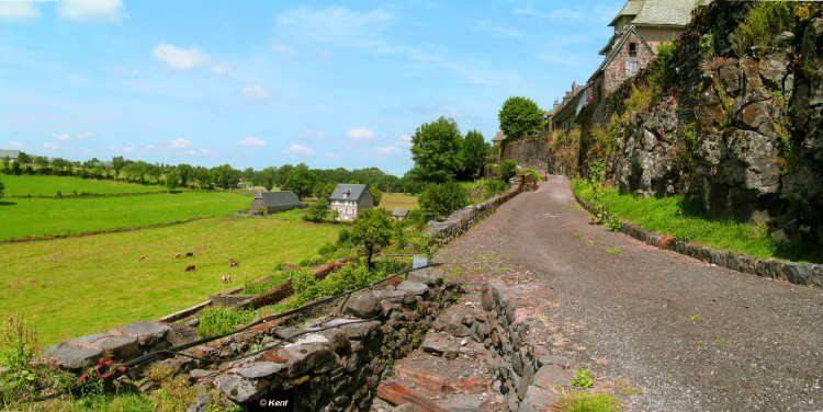 Fonds d'cran Voyages : Europe France > Auvergne Salers, Auvergne, France