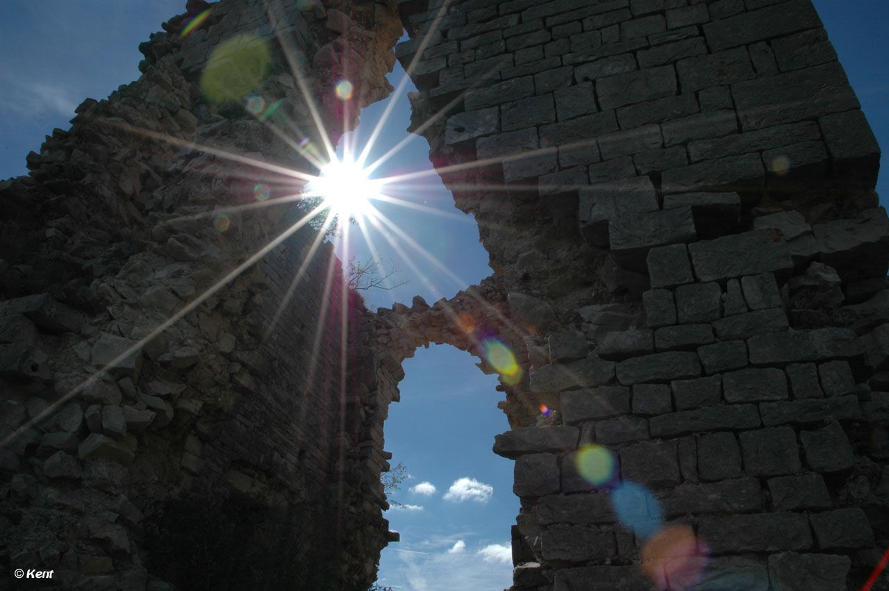 Fonds d'cran Constructions et architecture Ruines - Vestiges Tour en ruine, Drme