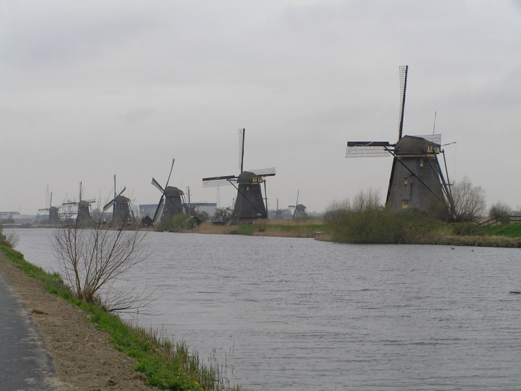 Fonds d'cran Constructions et architecture Moulins - Eoliennes moulin