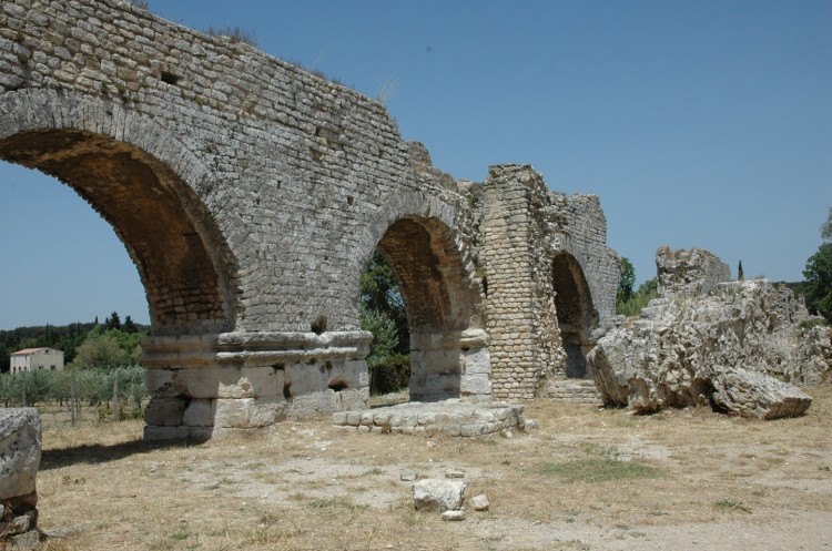 Fonds d'cran Constructions et architecture Ponts - Aqueducs Aqueduc