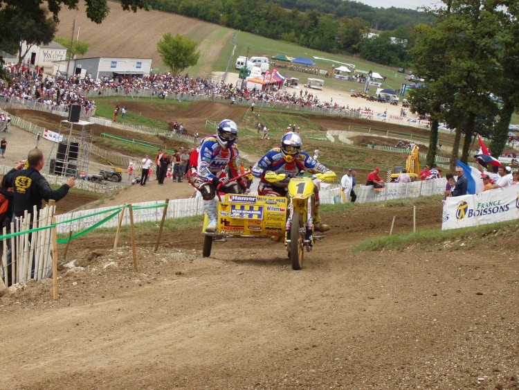 Wallpapers Motorbikes Motocross Side-Car cross 01