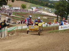 Fonds d'cran Motos Side-Car cross 01