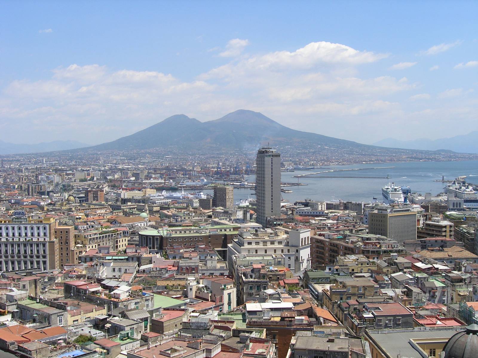 Fonds d'cran Voyages : Europe Italie Napoli