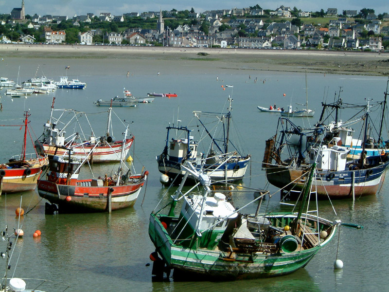 Fonds d'cran Bateaux Bateaux de pche Port d'Erquy