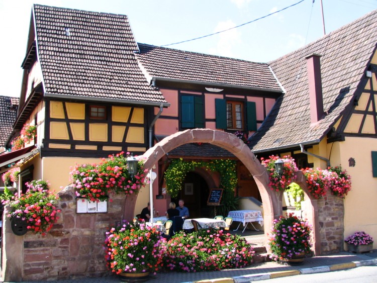 Fonds d'cran Voyages : Europe France > Alsace ALSACE EGUISHEIM 68