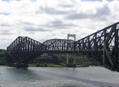 Fonds d'cran Constructions et architecture Pont de Qubec et pont Pierre Laporte