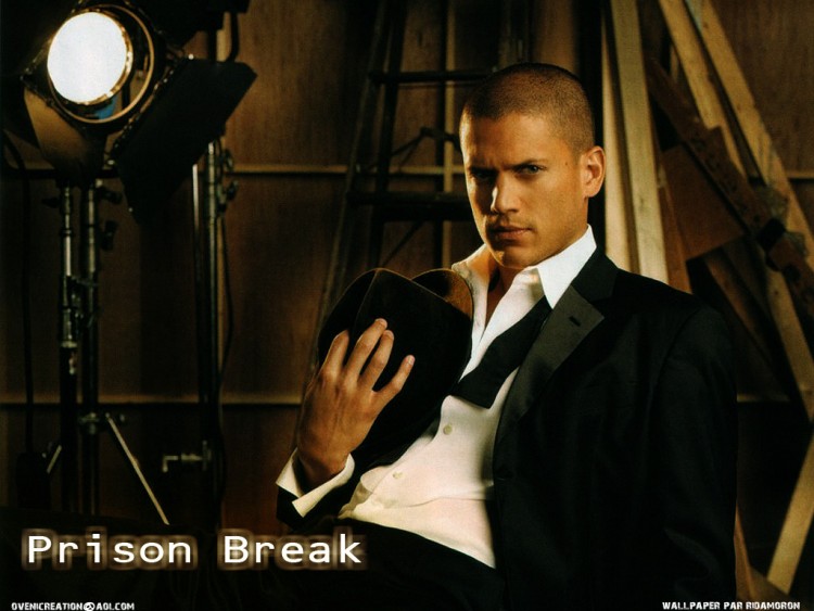 Fonds d'cran Sries TV Prison Break Sous les projecteurs