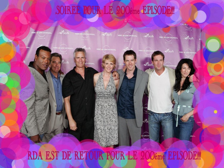 Wallpapers TV Soaps Stargate les acteurs a la soires du 200me pisode!!!!