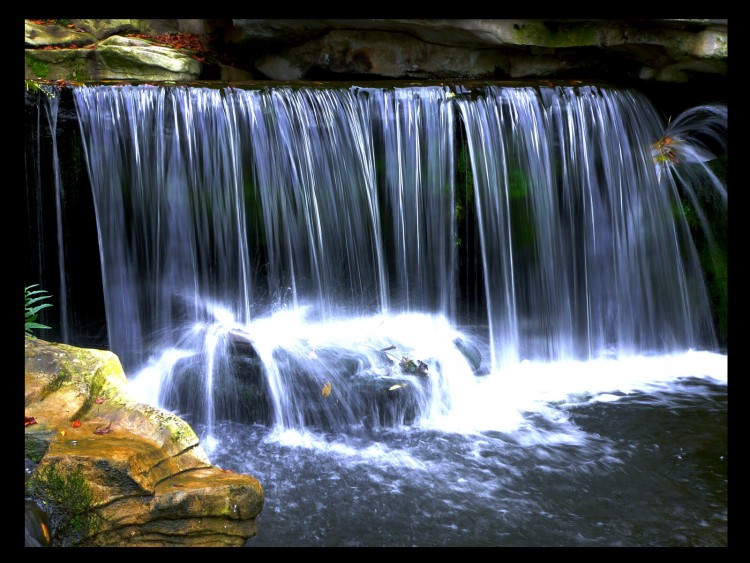 Fonds d'cran Nature Cascades - Chutes Wallpaper N154525