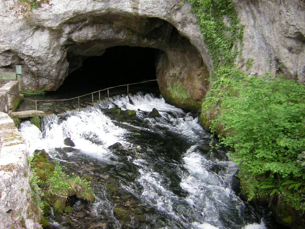 Fonds d'cran Nature Cavernes - Grottes source naturel