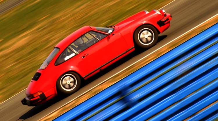 Wallpapers Cars Porsche 911 / Circuit d'Abbeville /rouge