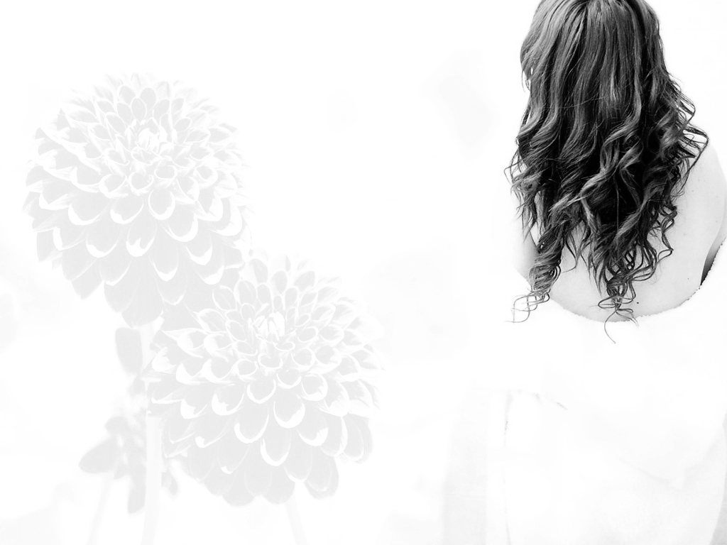 Wallpapers Digital Art Women - Femininity BW Flowers