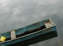 Fonds d'cran Bateaux Barque abandonne