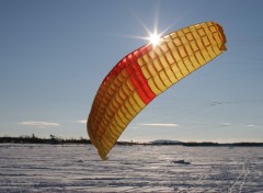 Fonds d'cran Sports - Loisirs Voile en ski.