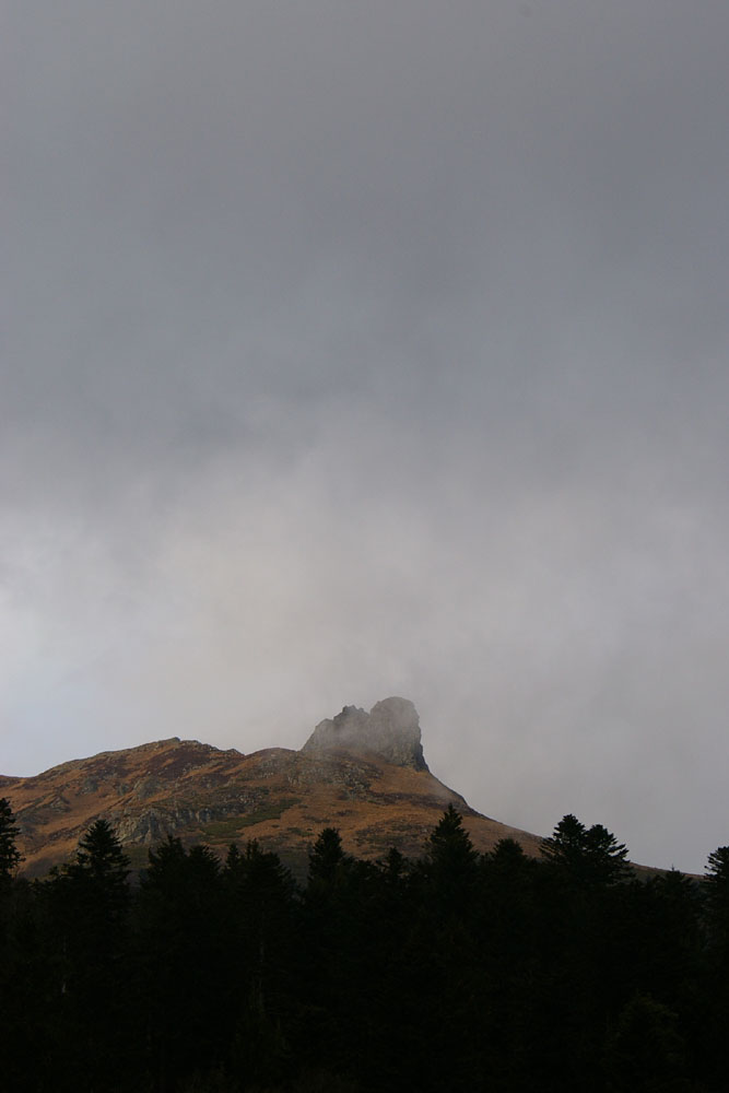 Fonds d'cran Nature Montagnes Cantal