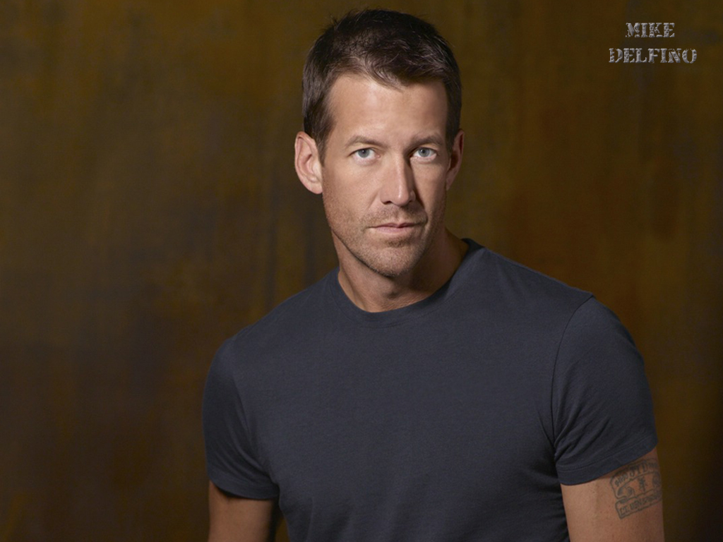 Wallpapers TV Soaps Desperate Housewives Mike Delfino