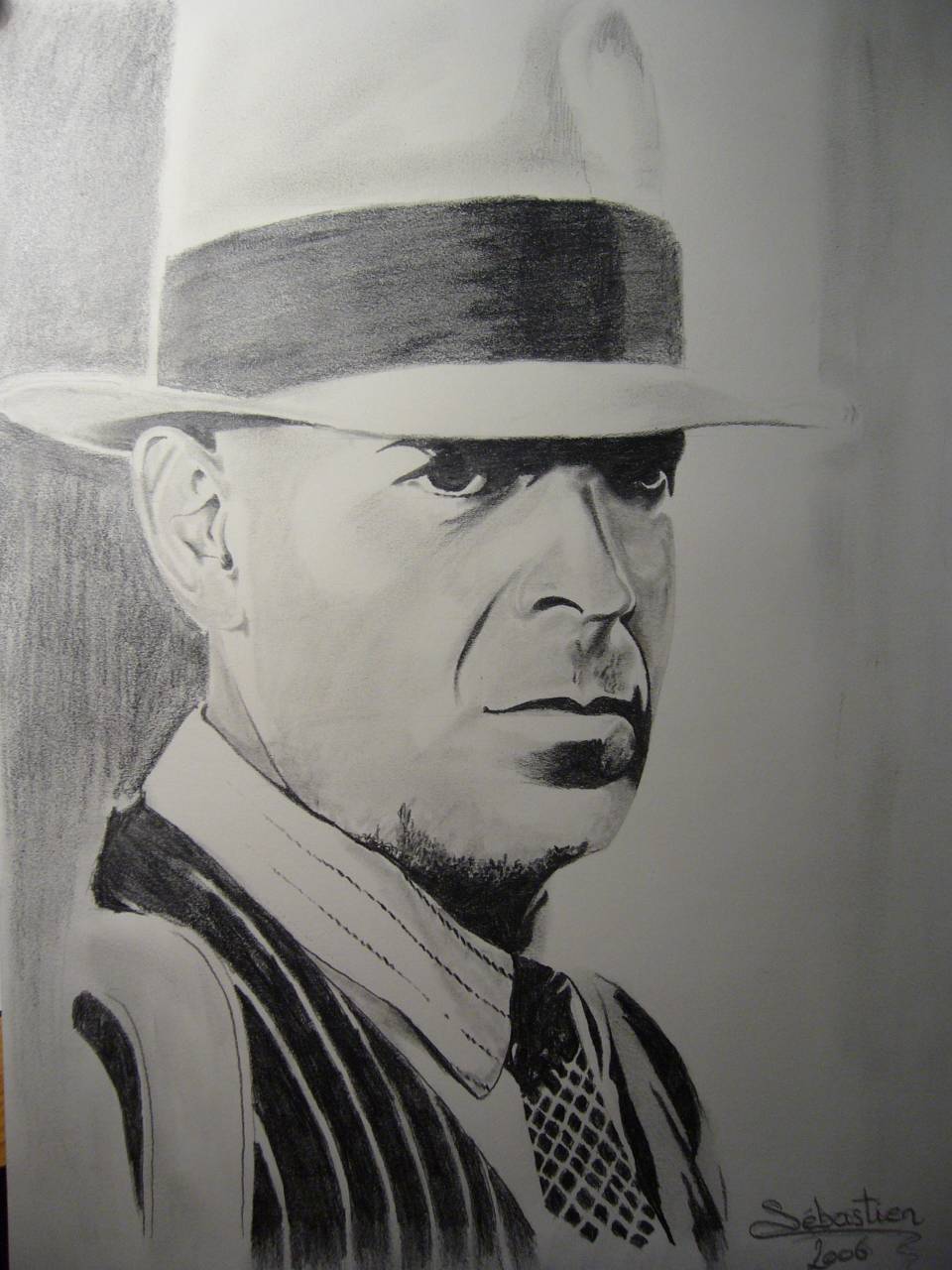 Fonds d'cran Art - Crayon Portraits Bruce Willis