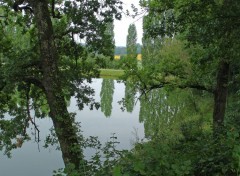 Fonds d'cran Nature Lac de Monflanquin (Tarn et Garonne)