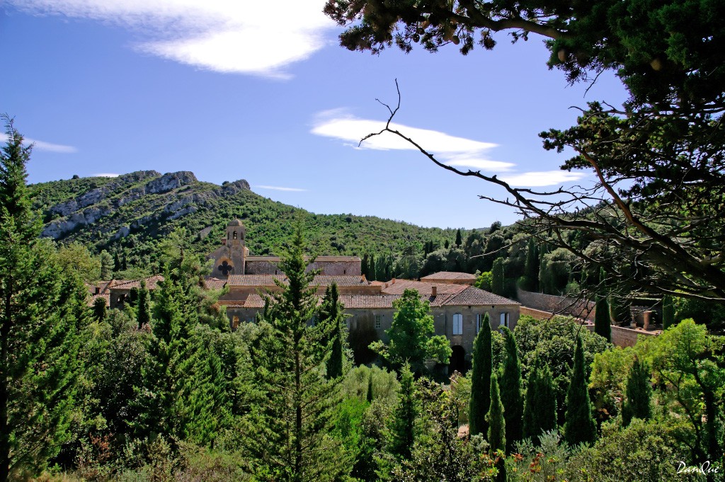 Wallpapers Trips : Europ France > Languedoc-Roussillon Abbaye de Fonfroide