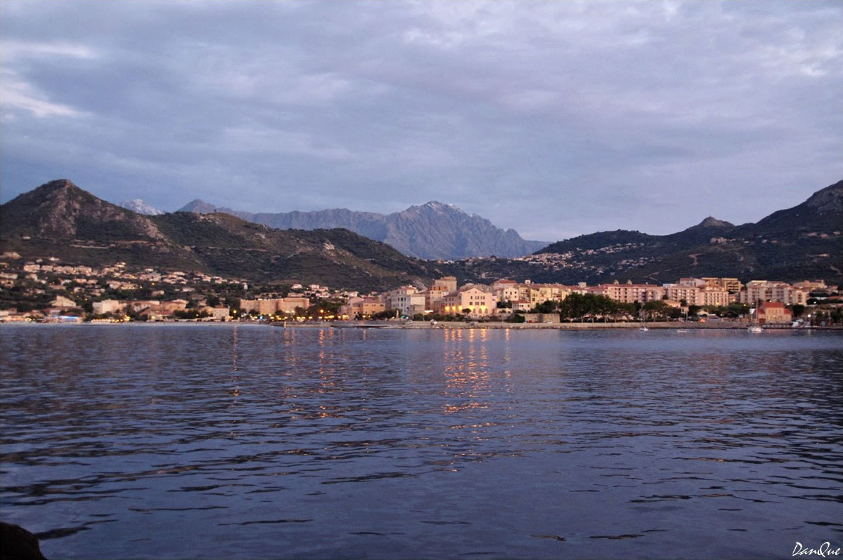 Fonds d'cran Voyages : Europe France > Corse L-ILE DE BEAUTE