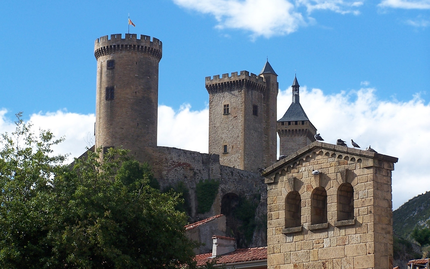 Wallpapers Trips : Europ France - Miscellaneous Le Chateau de Foix (Arige)