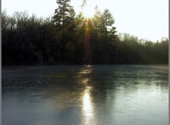 Fonds d'cran Nature Reflet soleil