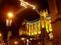 Fonds d'cran Voyages : Europe Metz - La cathdrale illumine_01