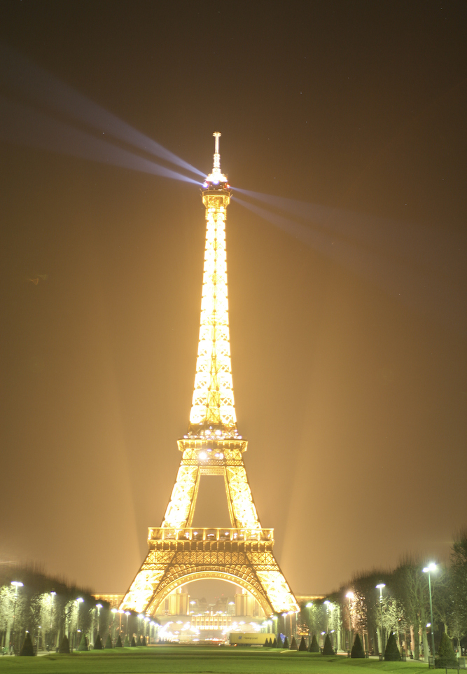 Fonds d'cran Constructions et architecture Statues - Monuments Tour Eiffel