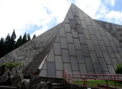 Fonds d'cran Constructions et architecture MAISON DU VOLCAN