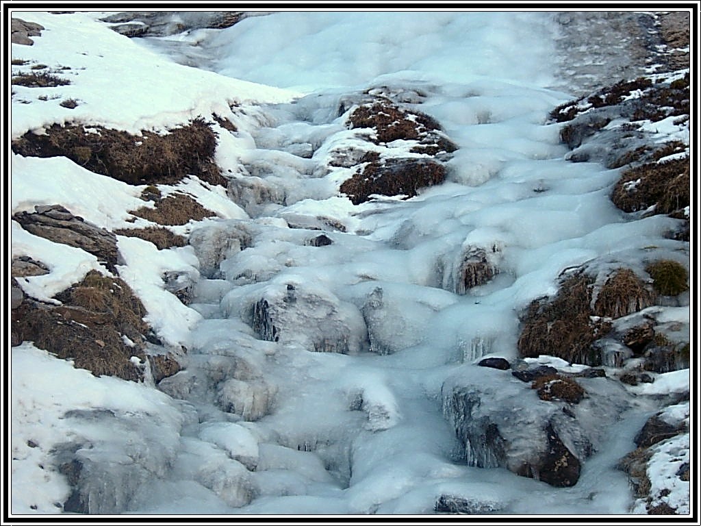 Fonds d'cran Nature Saisons - Hiver Rivire de glace